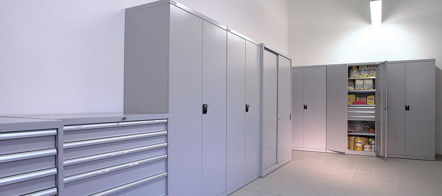 armoires métalliques